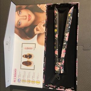 Royale hair straightener/ Flat iron flowers new
